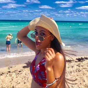 Meet your Posher, Tatiana